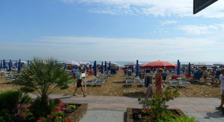 Hotel Telenia - Photo2