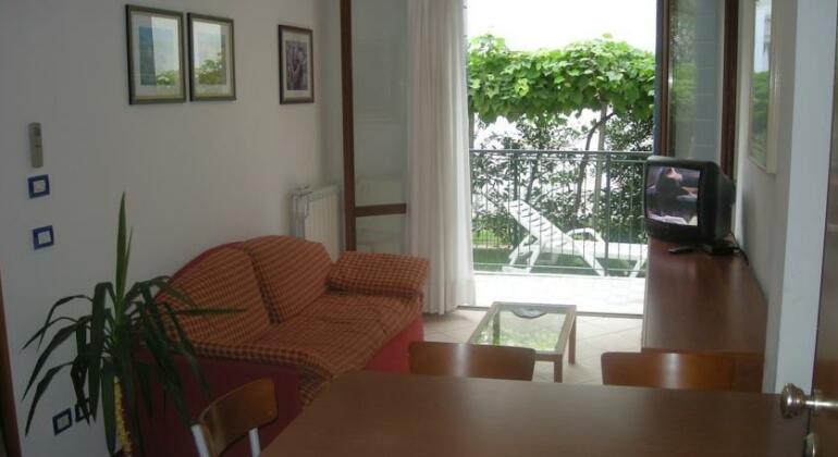 Ilios Residence - Photo4