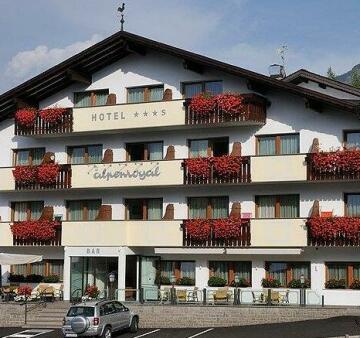 Hotel Alpenroyal Kastelruth