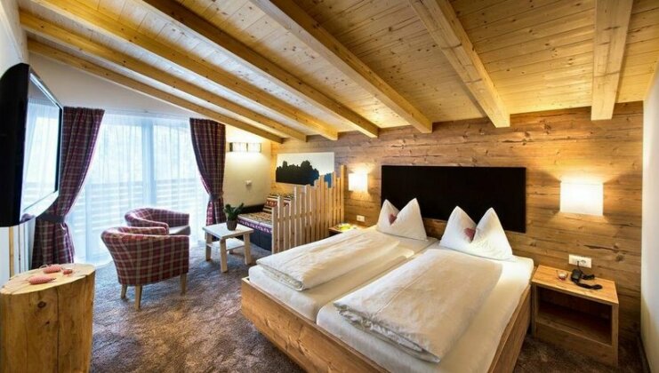 Hotel Chalet Dolomites - Photo5