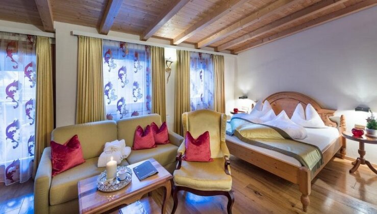 Hotel Rosa Eco Alpine Spa Resort - Photo2