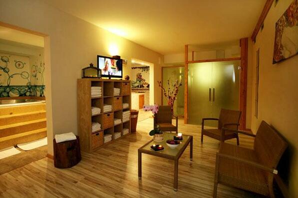 Hotel Boton D'Or & Wellness - Photo4