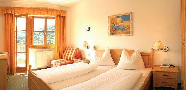 Hotel Der Heinrichshof - Photo2