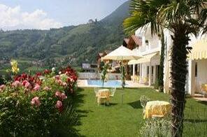 Maria Theresia Hotel Lagundo - Photo3