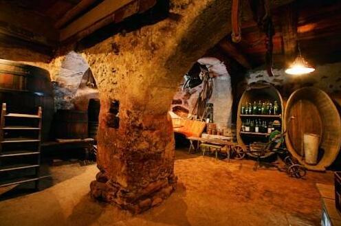 Schloss Plars wine & suites - Photo3