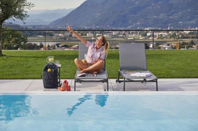 The View Luxury Suites - Photo5