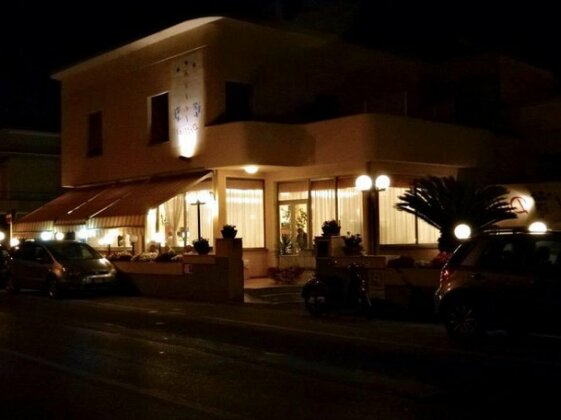 Hotel Delfino Laigueglia - Photo2