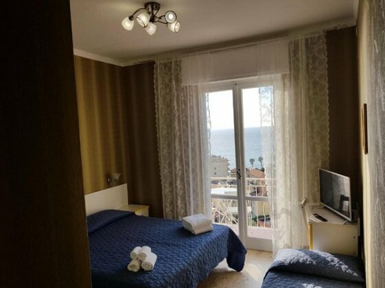 Hotel Pineta Laigueglia - Photo4