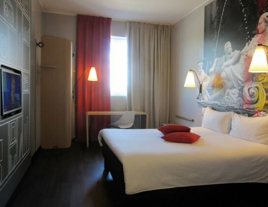 Ibis Milano Fiera - Photo4