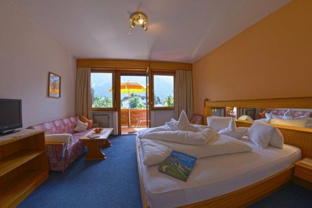 Garni - Hotel Rinner Julia - Photo5