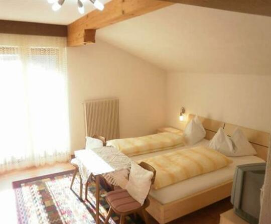 Pension Tannenhof Latsch - Photo2