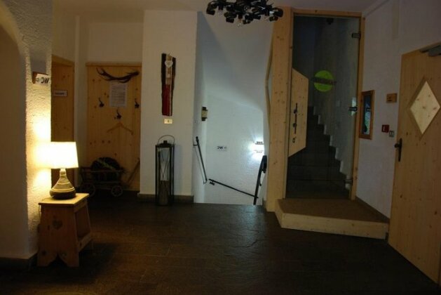 Tarscher Almlounge & Berghotel - Photo4