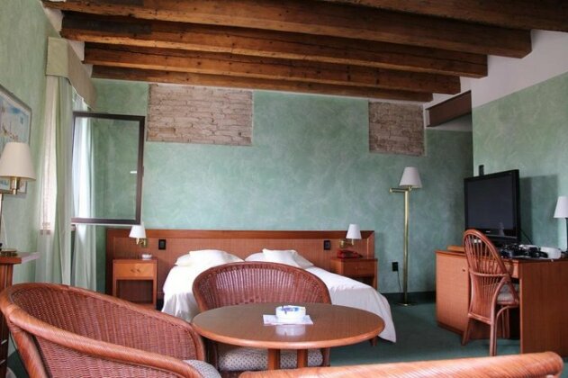 Hotel alla Grotta - Photo5
