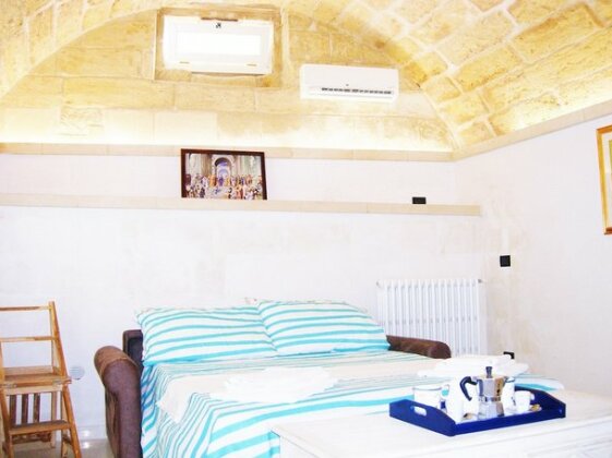 Lecce Lounge - Photo4