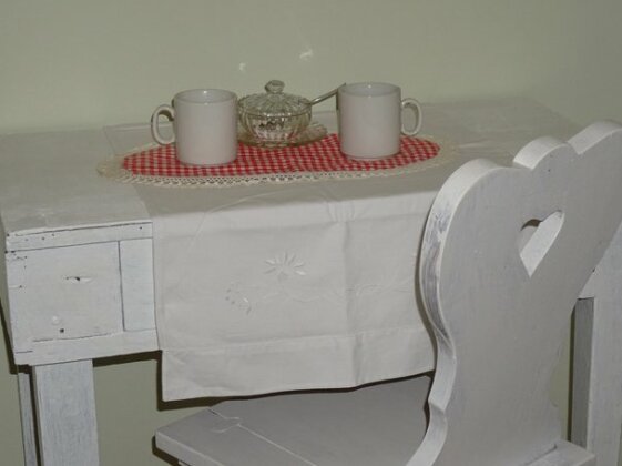 Miss Polly Suite - Photo4