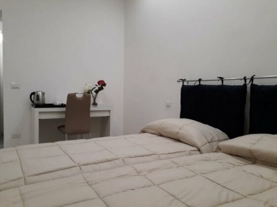 Rosa del Salento - Photo2