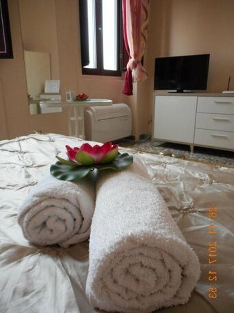  Photo 2