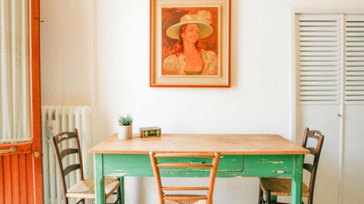 Sacre Bleu Apartments - Photo3