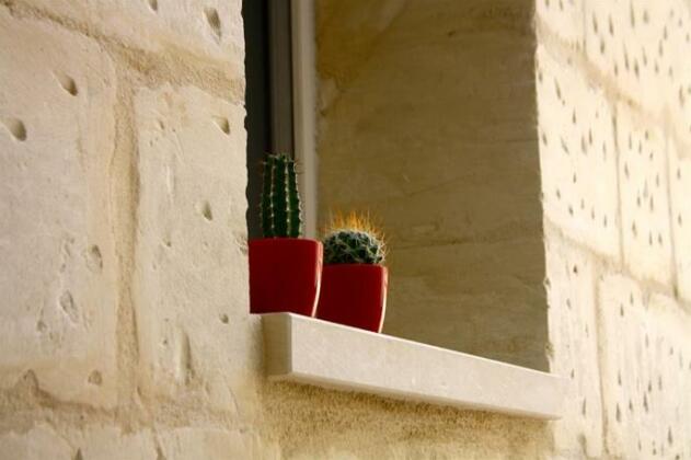Via Colaci Studios - Photo2