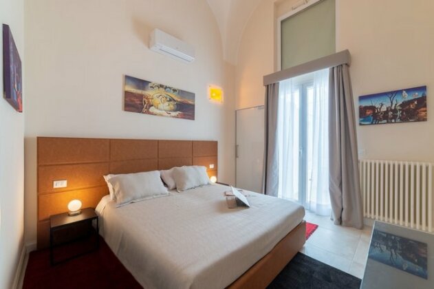 Y Arcillos Luxury Rooms - Photo5