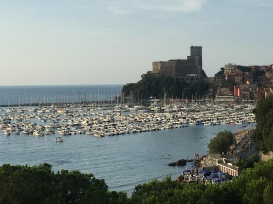 Casa Sandro La Serra Lerici