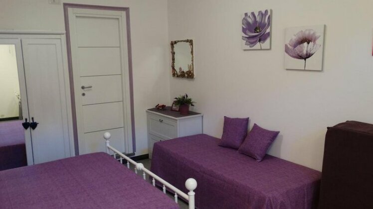 Casetta Romantica Viola Lerici - Photo3