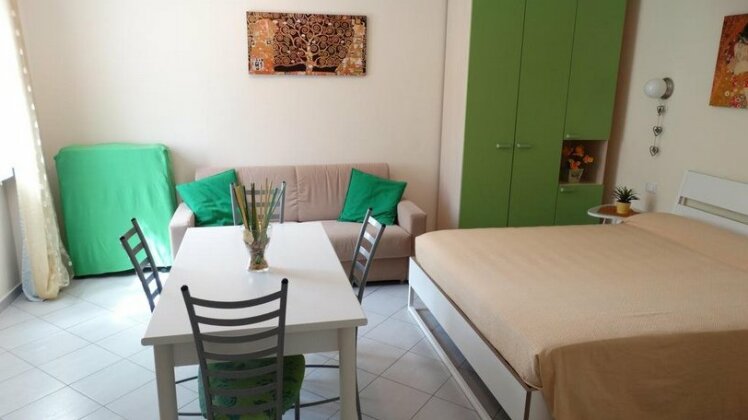 Lusso accessibile e Servizi - Photo3