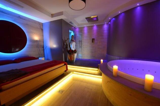Hotel Ambassador - Photo4