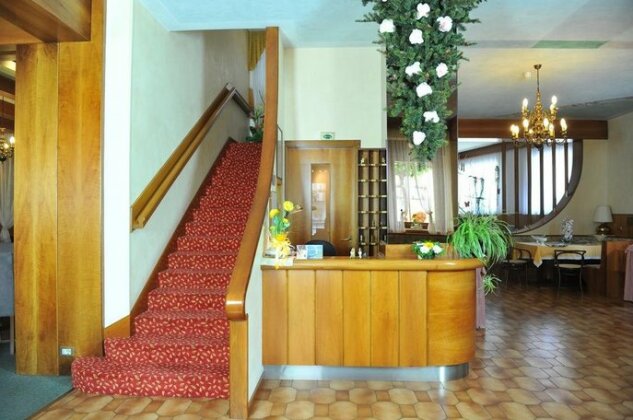 Hotel Vittoria Levico Terme - Photo4