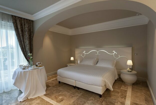 Villa Neri Resort & Spa - Photo4