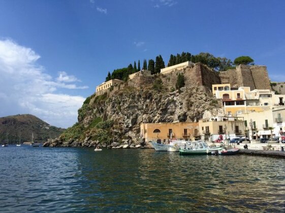 Mamamia Guesthouse