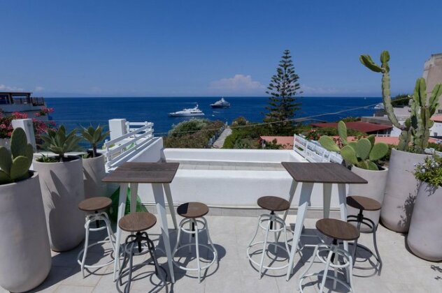Villa Searose - Photo3