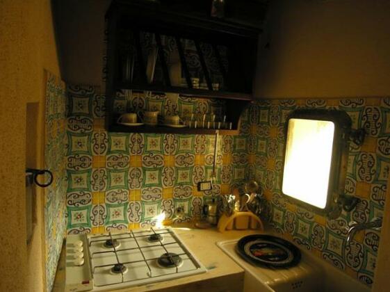 Vulcano Consult Cottage - Photo2