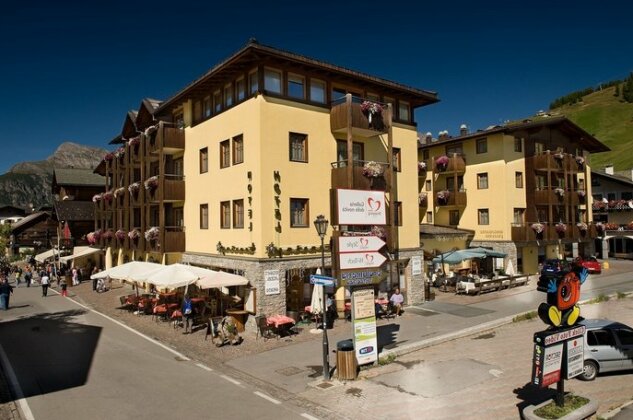 Hotel Touring Livigno - Photo2