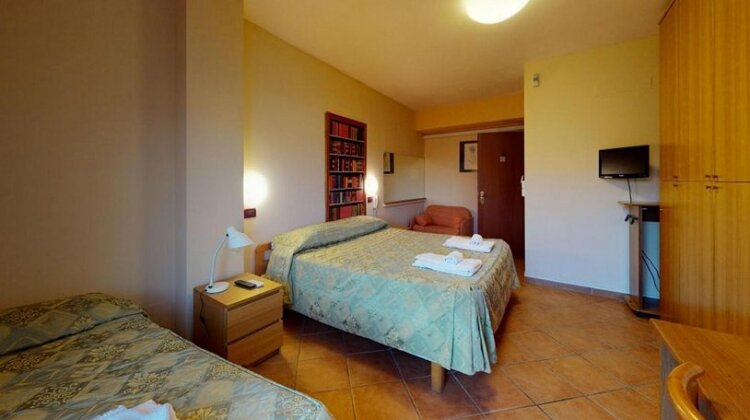 Hotel Residence Mirafiori - Photo2