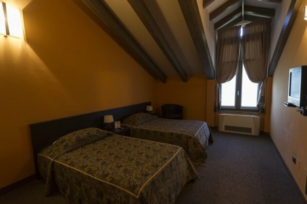 Malpensa Inn Hotel - Photo5