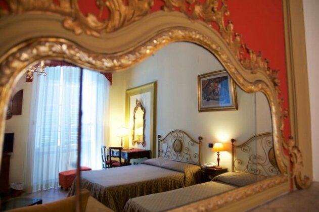 Hotel La Luna Lucca - Photo2