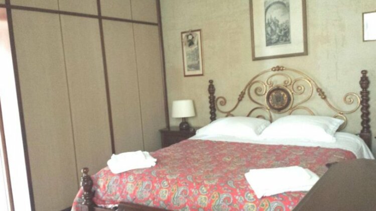 LoRaCa GuestHouse - Photo4