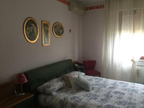 Mary House Lucca - Photo3