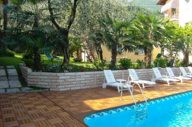 Hotel Casa Serena - Photo2