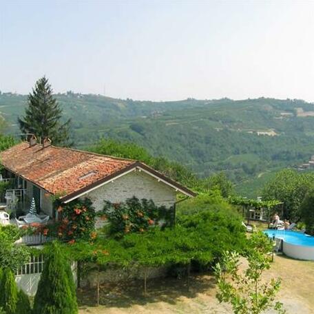 Agriturismo Cascina Serra