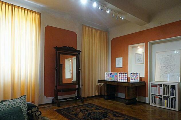 1 Stile Gallery Bed & Breakfast & Book - Photo4