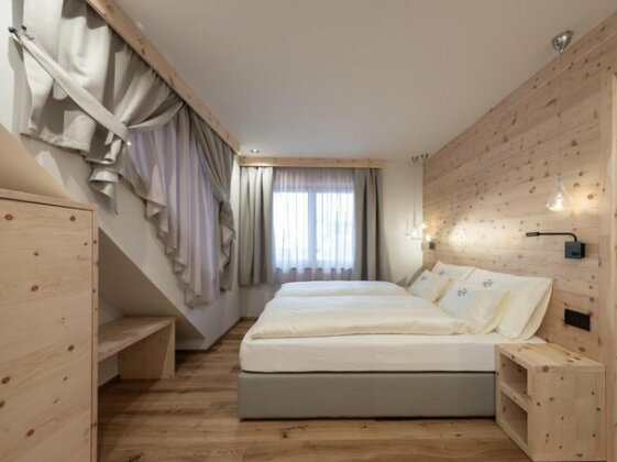 Rifugio Graziani Hutte - Photo5
