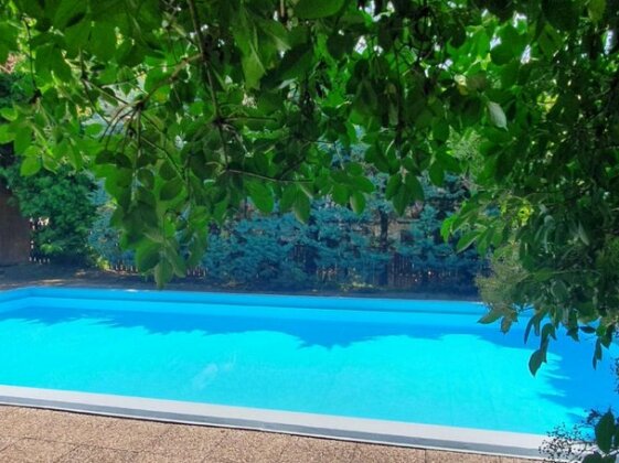 Renoviertes Apartment mit Pool