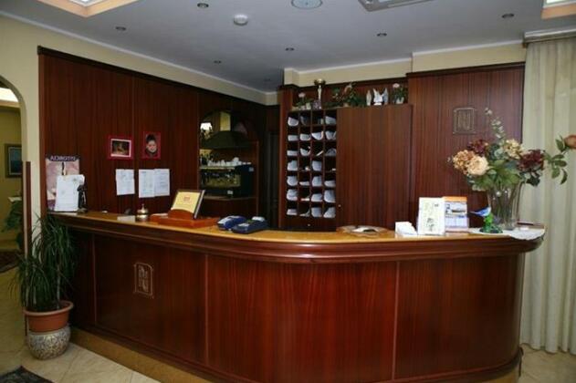 Sammartano Hotels - Photo2
