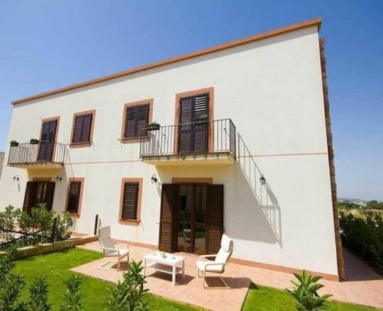 Stagnone Holiday Apartment - Photo2