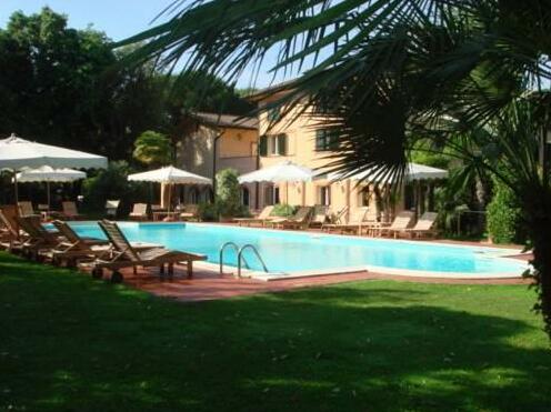 Hotel Cavalieri del Mare Massa - Photo3