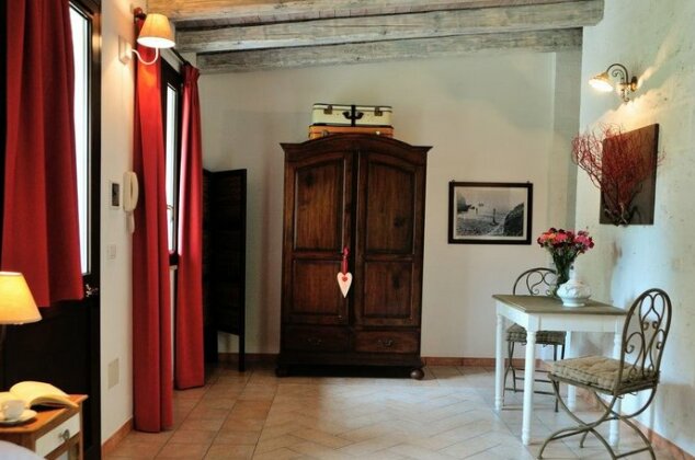 Alba Bed & Breakfast - Photo3