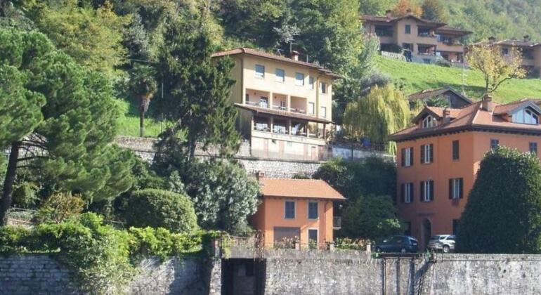 Lake Como Hostel