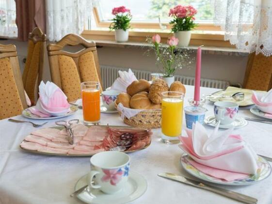 Hotel Pension Grafenstein - Photo4